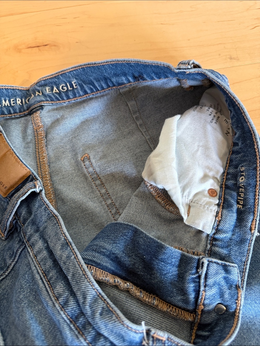 American Eagle Stovepipe Jeans - Picture 2 of 4